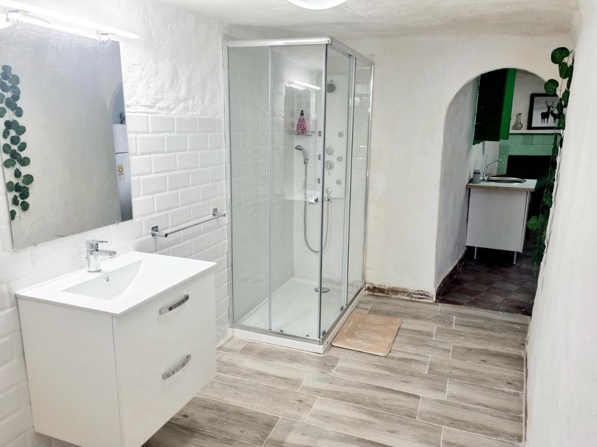 Apartamentos La Cueva ปาเตร์นา ภายนอก รูปภาพ